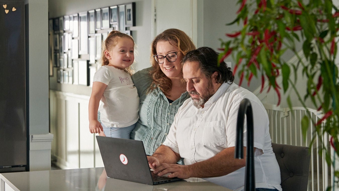 Couple uses LSN to access their Pepper Money loan account online